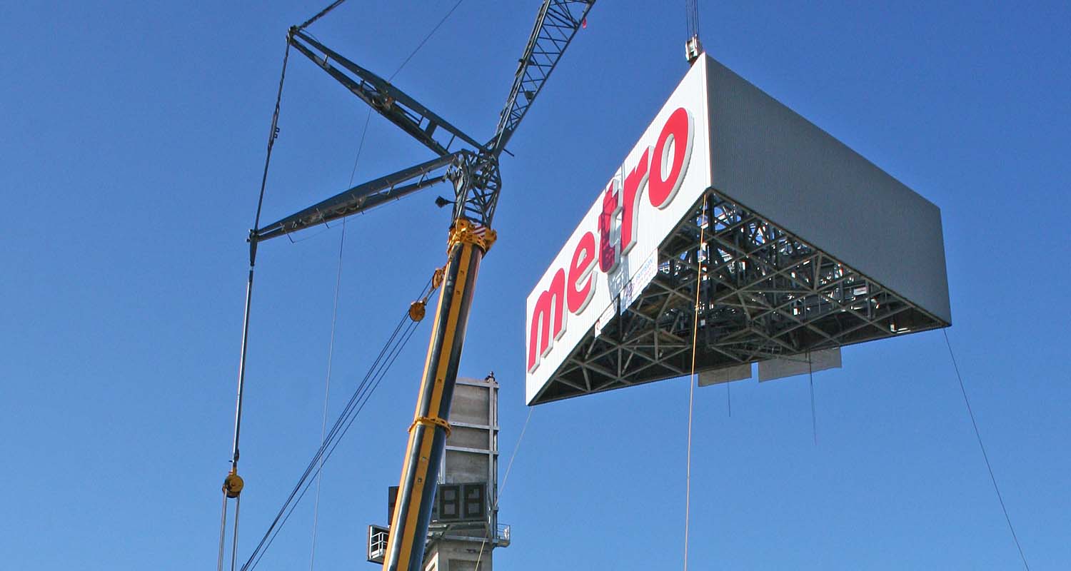 Metro Sign Tower